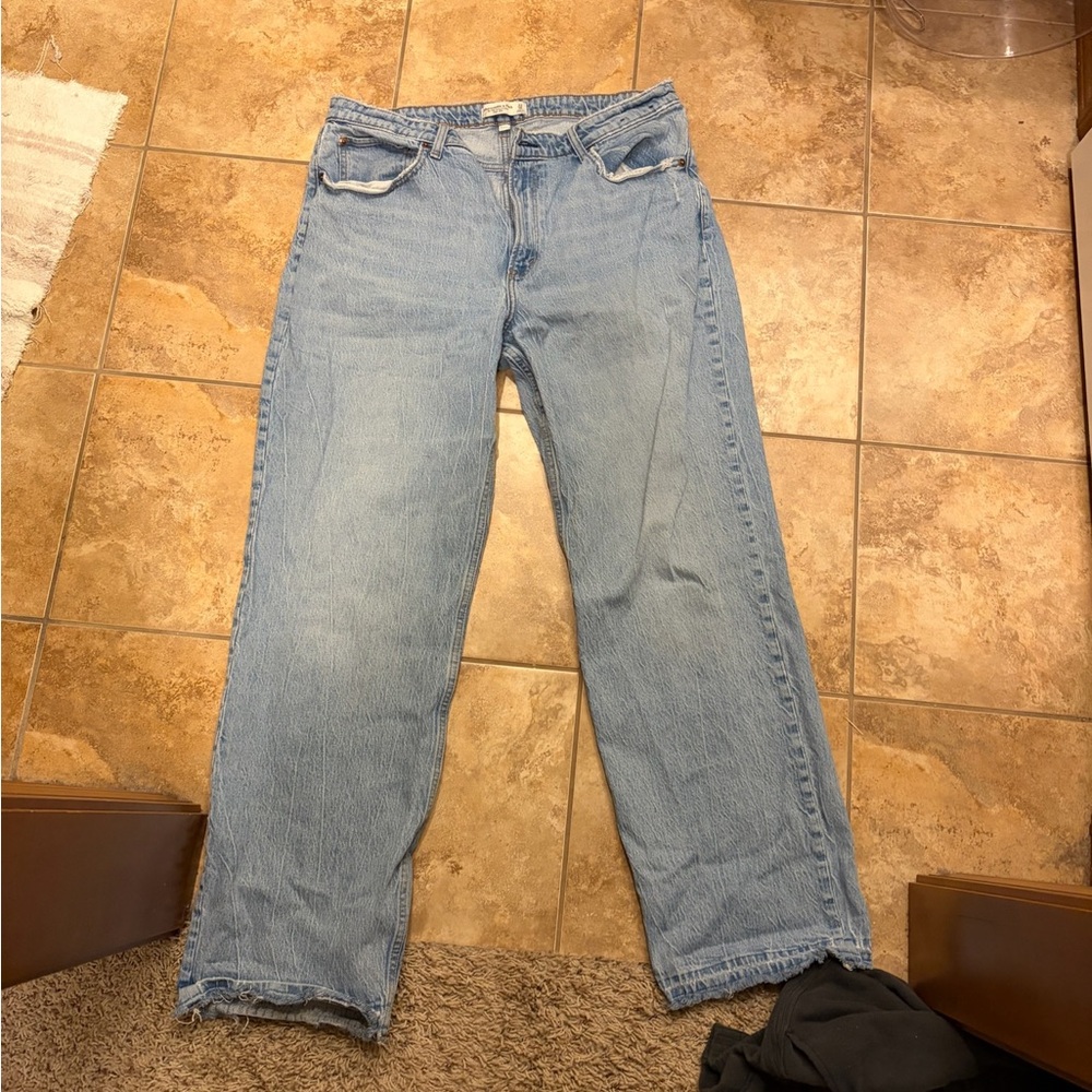 Abercrombie & Fitch - Curve Love 90s Relaxed High Rise Jean